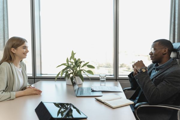 Recrutement à paris : boostez votre performance et fidélisez vos talents